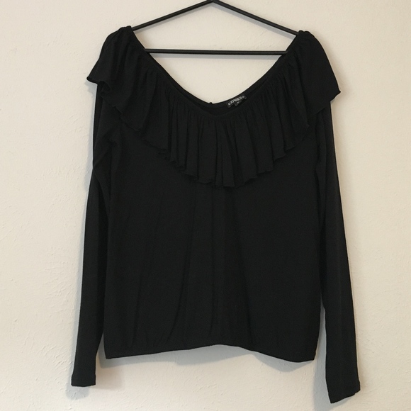 Express Double Ruffle Banded Hem Tee - Picture 2 of 5